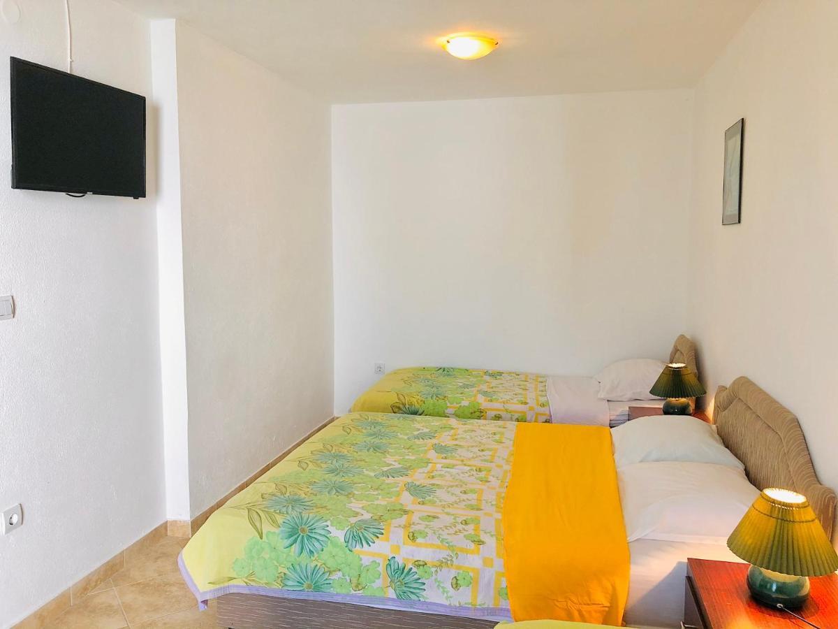 Asovic Apartment