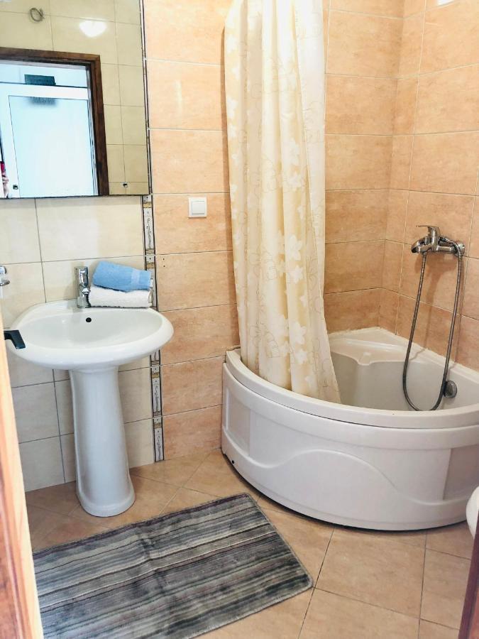 Asovic Apartment