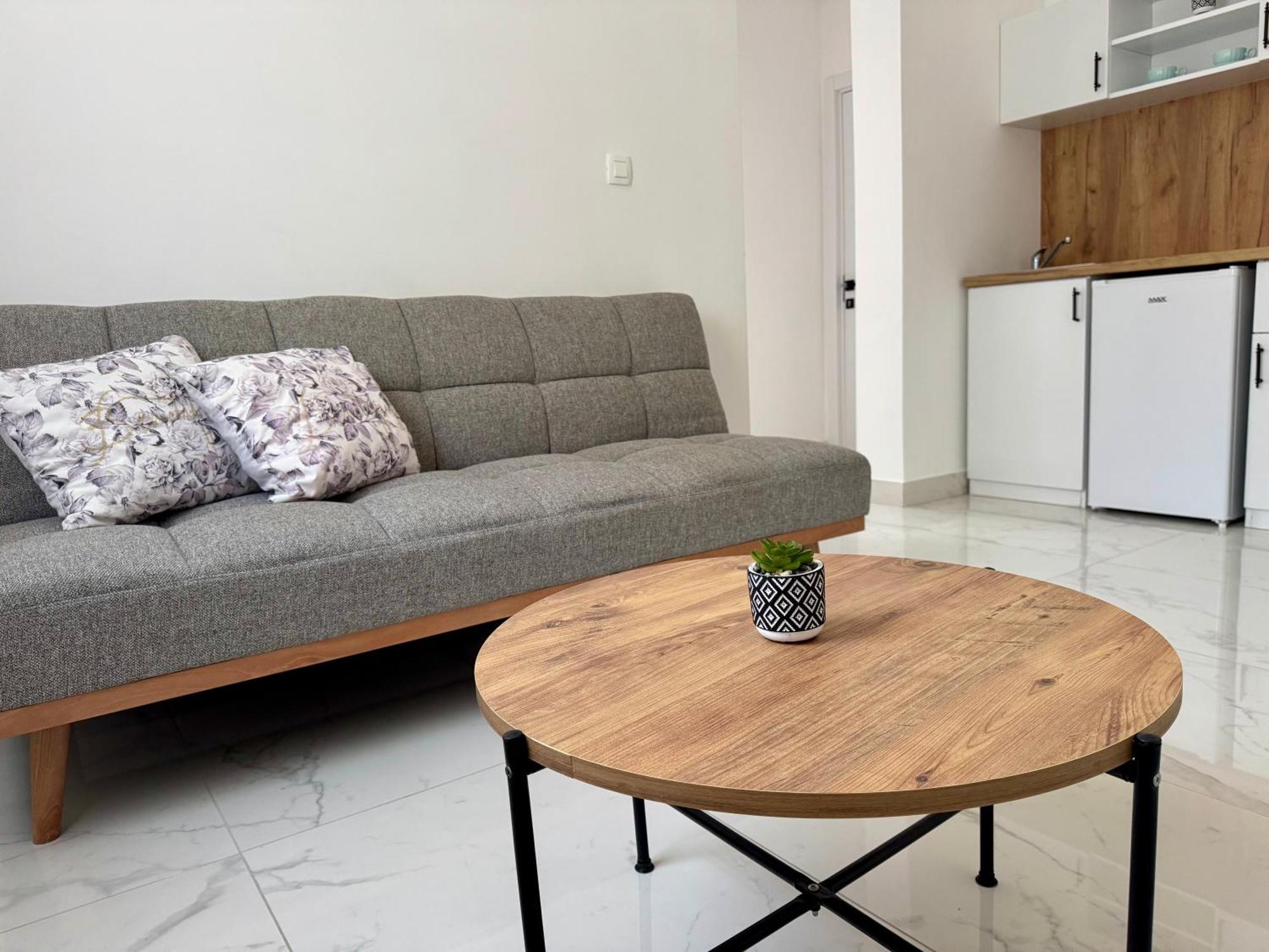 Asovic Appartement *
